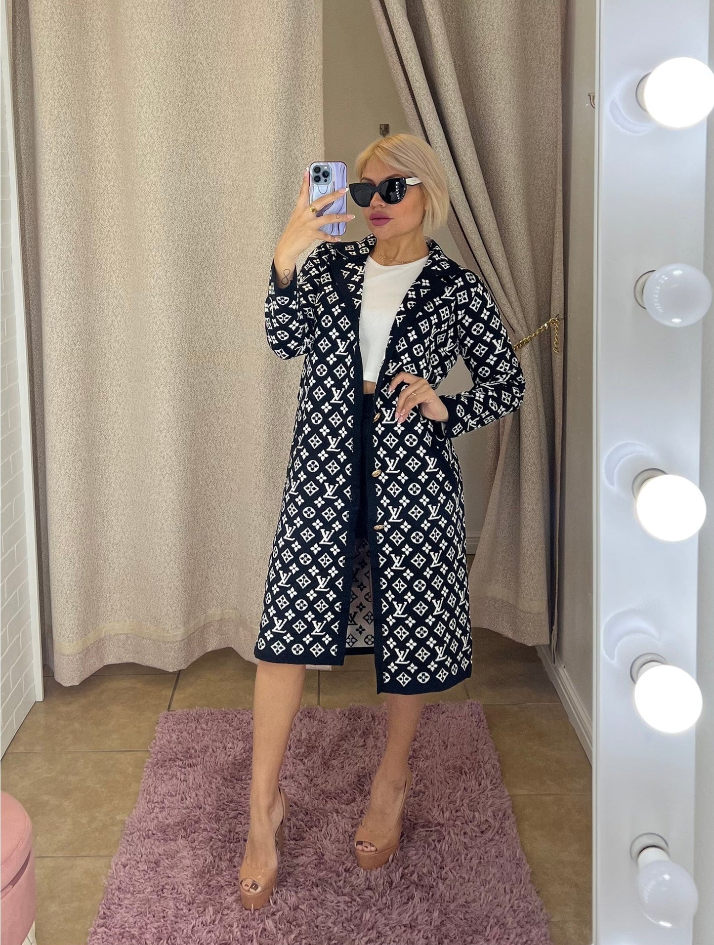 Louis Vuitton Monogram Knit Belted Coatigan – Black & White LV Statement Coat